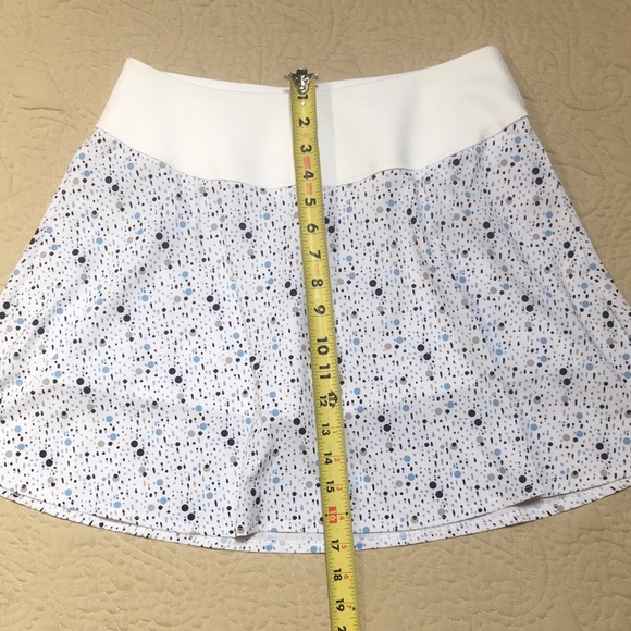 New! Puma PWRShape White Dot Print 16” Golf Skort With Pockets size Medium - Picture 14 of 15